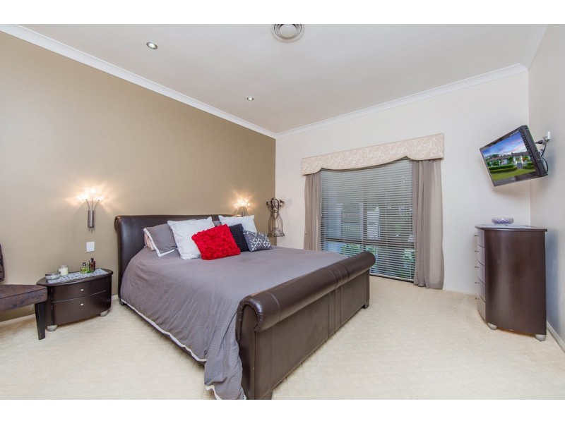 19 Camelot Place, Bridgeman Downs QLD 4035