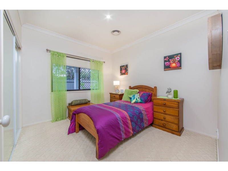 19 Camelot Place, Bridgeman Downs QLD 4035