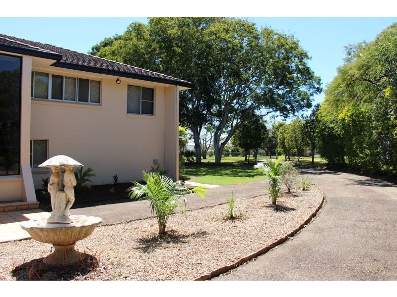 18 Cowie Road, Carseldine QLD 4034