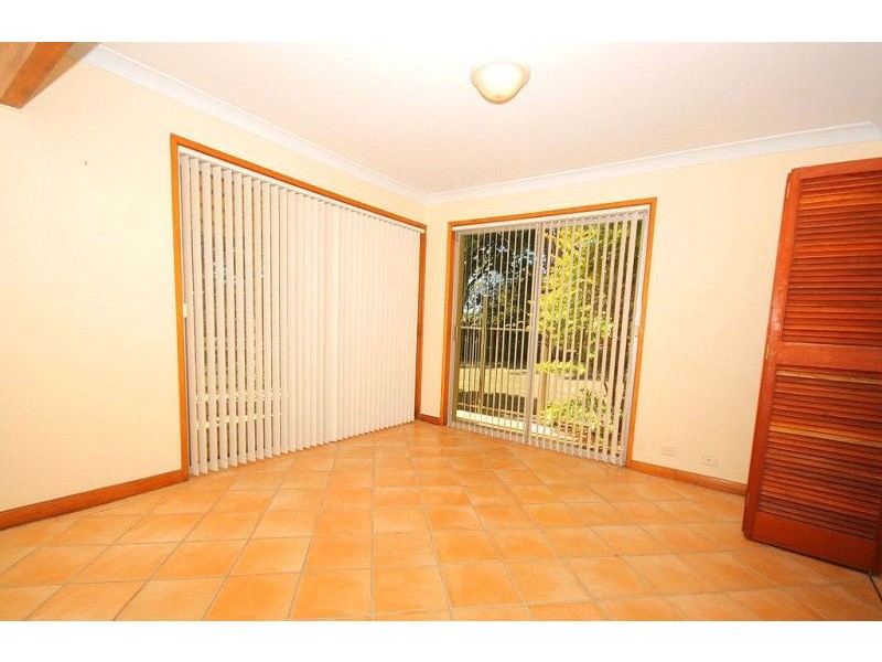 18 Cowie Road, Carseldine QLD 4034