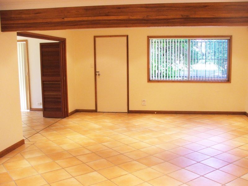 18 Cowie Road, Carseldine QLD 4034