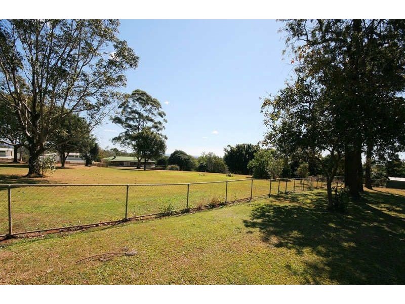 18 Cowie Road, Carseldine QLD 4034