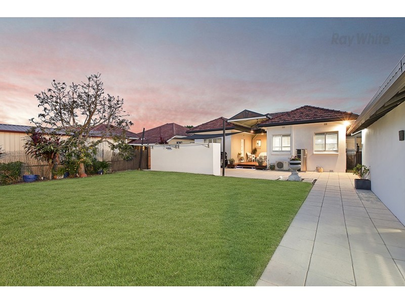 229 Rode Road, Wavell Heights QLD 4012