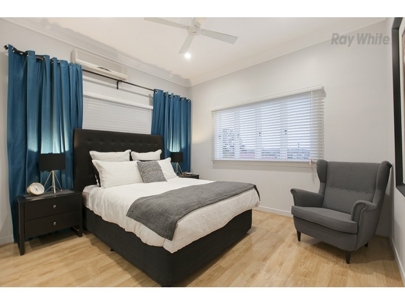 229 Rode Road, Wavell Heights QLD 4012