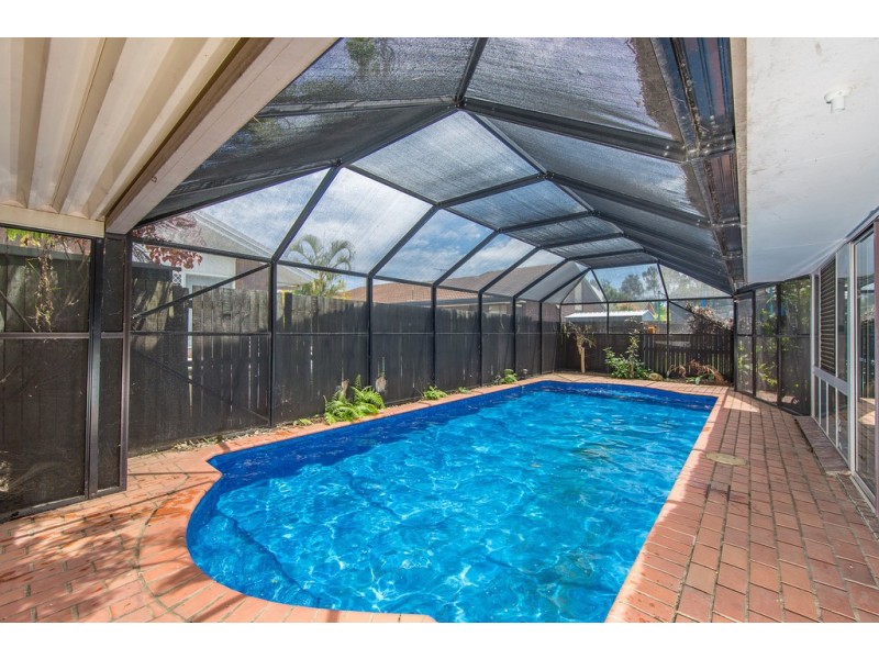 7 Desert Willow Way, Fitzgibbon QLD 4018