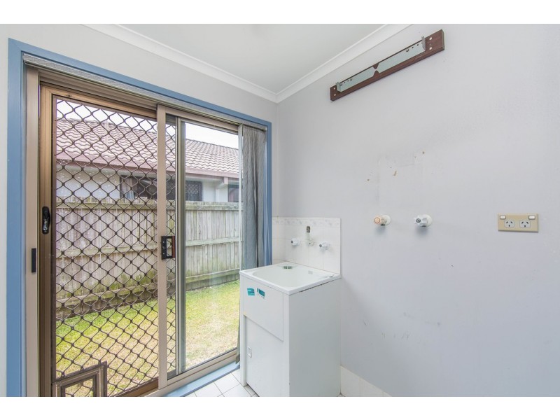 7 Desert Willow Way, Fitzgibbon QLD 4018