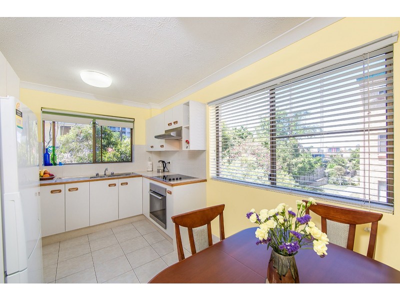 Unit 3/87 Farnell Street, Chermside QLD 4032