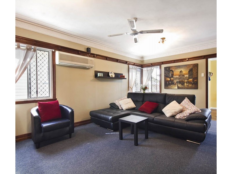 18 Halcomb Street, Zillmere QLD 4034