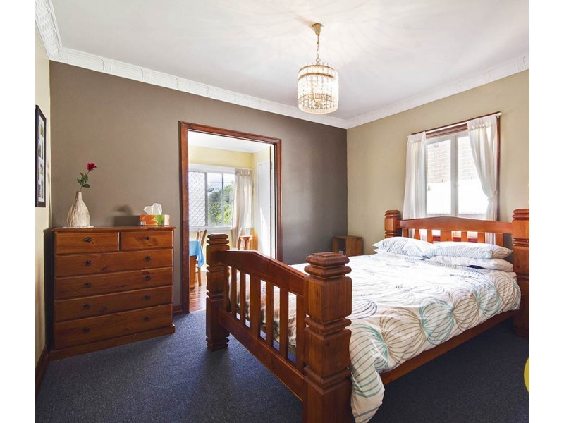 18 Halcomb Street, Zillmere QLD 4034