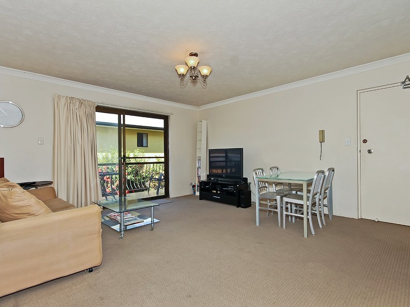 2/28 Pilba Street, Chermside QLD 4032