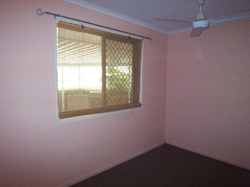 2 Neranda Court, Holland Park QLD 4121