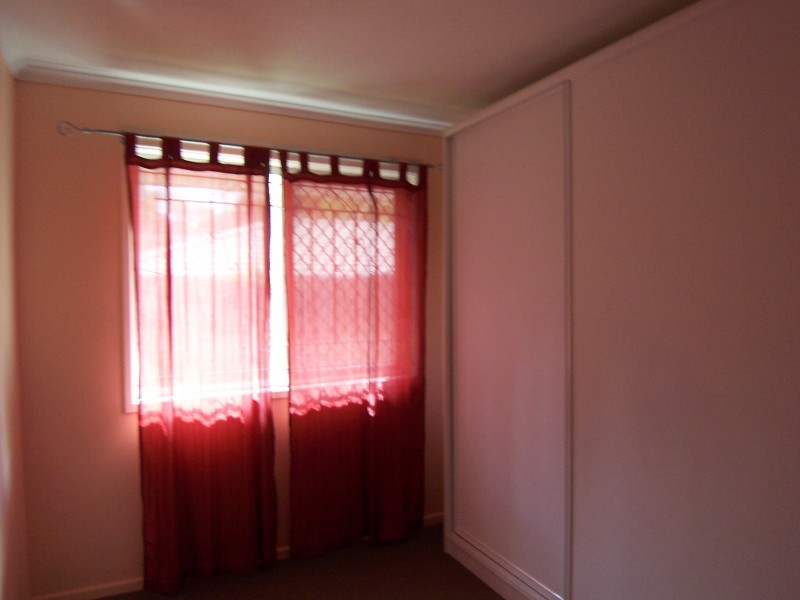 2 Neranda Court, Holland Park QLD 4121