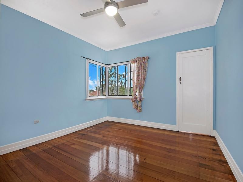 34 Eleventh Avenue, Kedron QLD 4031