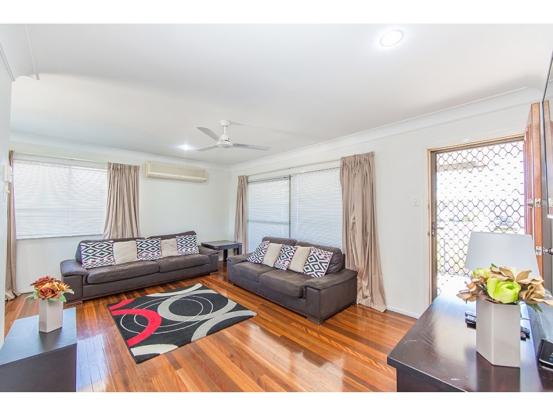33 Blenheim Street, Chermside West QLD 4032