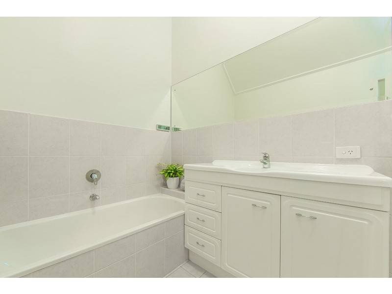 9 Candlebark Street, Aspley QLD 4034