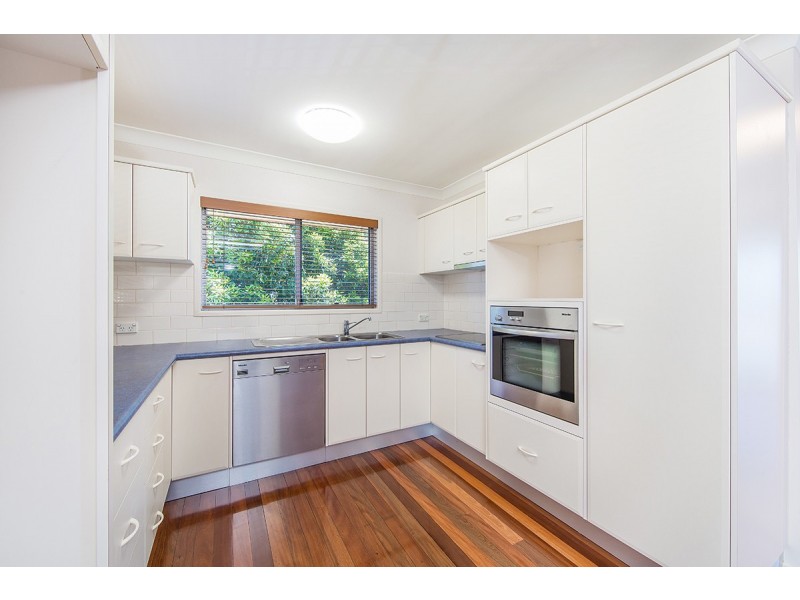 8 Kensington Way, Strathpine QLD 4500