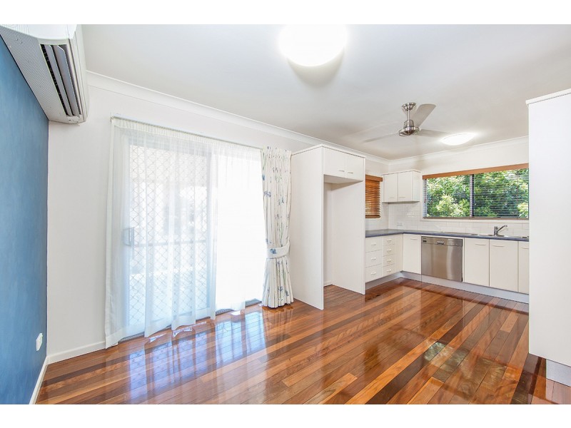 8 Kensington Way, Strathpine QLD 4500