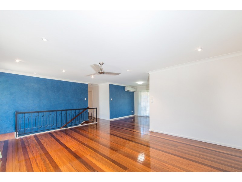 8 Kensington Way, Strathpine QLD 4500