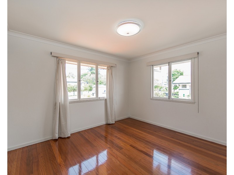 199 Hamilton Road, Wavell Heights QLD 4012