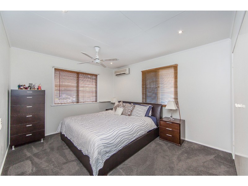 8 Elderslie Street, Kedron QLD 4031