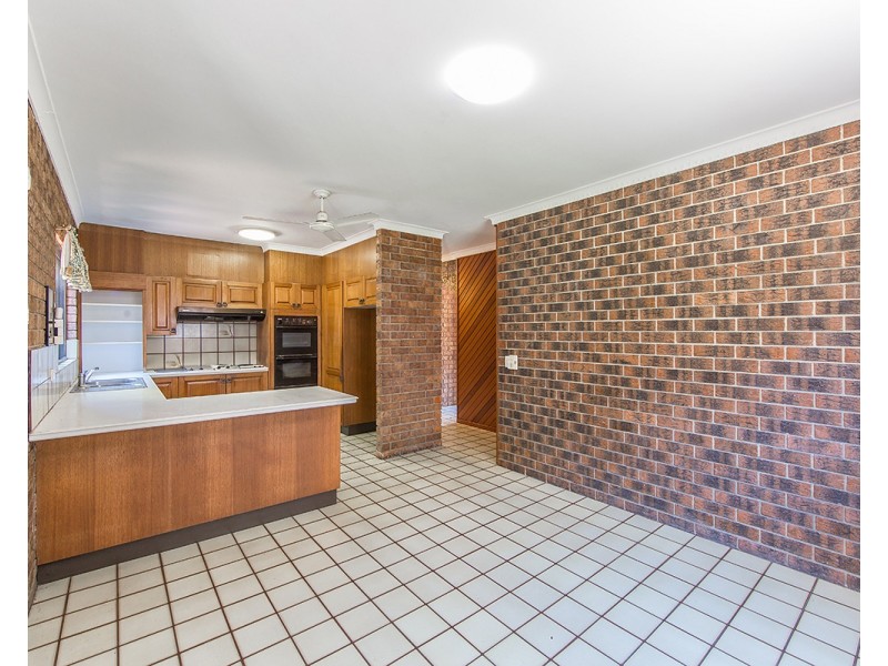 3 Hilltop Avenue, Chermside QLD 4032