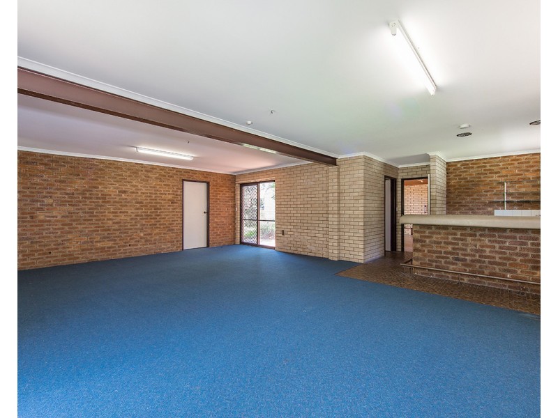 3 Hilltop Avenue, Chermside QLD 4032