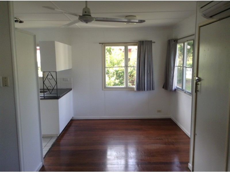 8 Marathon Street, Aspley QLD 4034