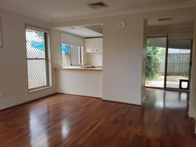 4/4 Harry Street, Zillmere QLD 4034