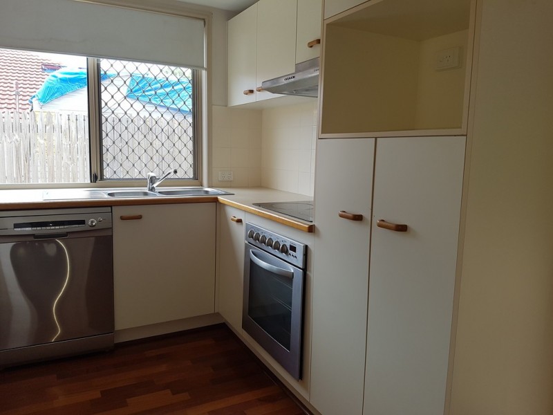 4/4 Harry Street, Zillmere QLD 4034