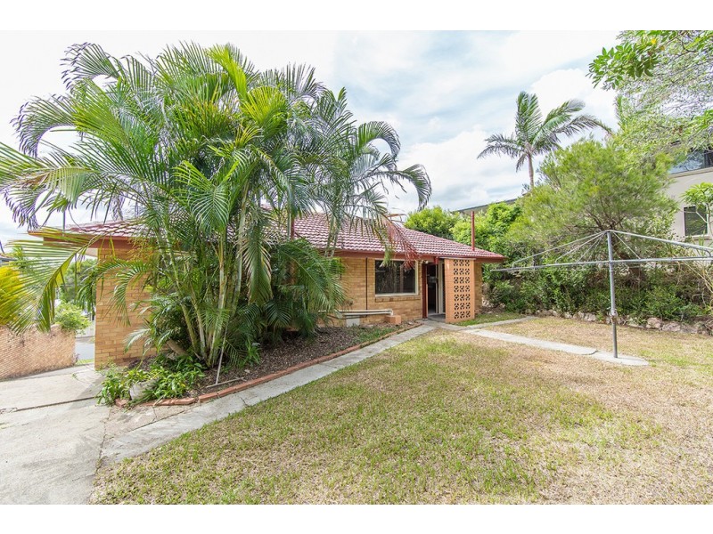 40 Rutherford Street, Stafford Heights QLD 4053
