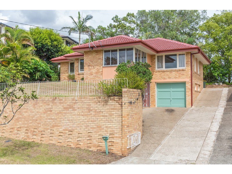 40 Rutherford Street, Stafford Heights QLD 4053
