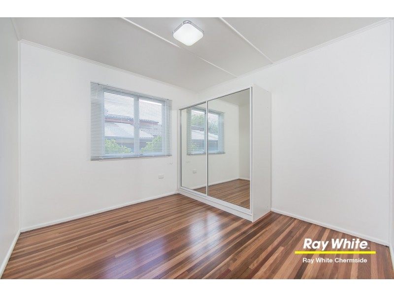 26 Pullford Street, Chermside West QLD 4032