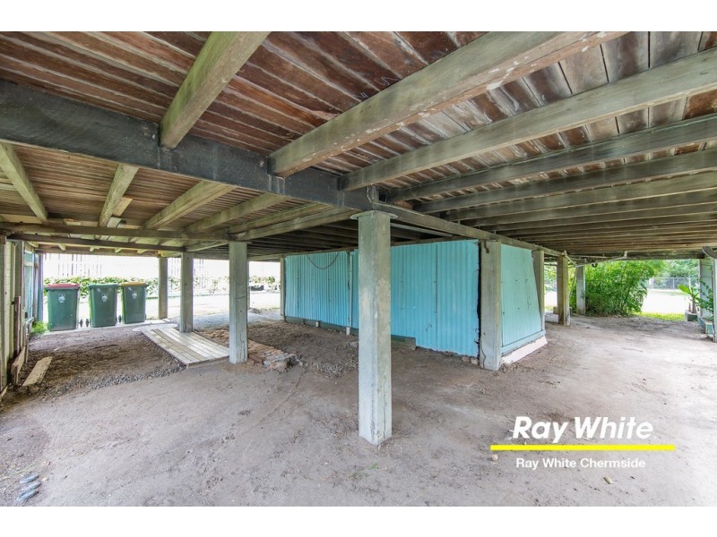 89 Palm Avenue, Shorncliffe QLD 4017