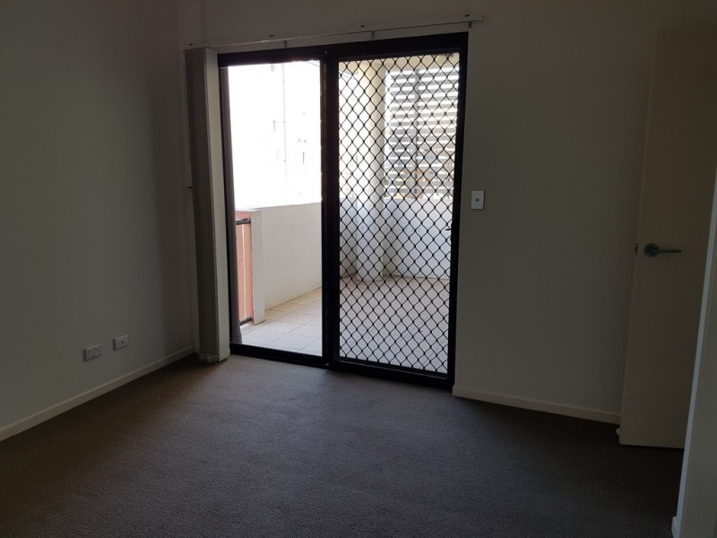 35/37 Playfield Street, Chermside QLD 4032