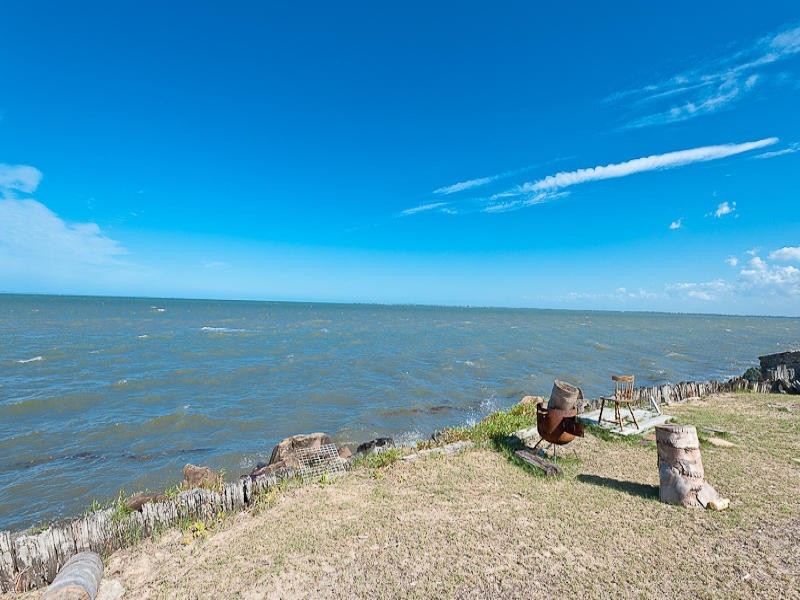 81 Biggs Avenue, Beachmere QLD 4510