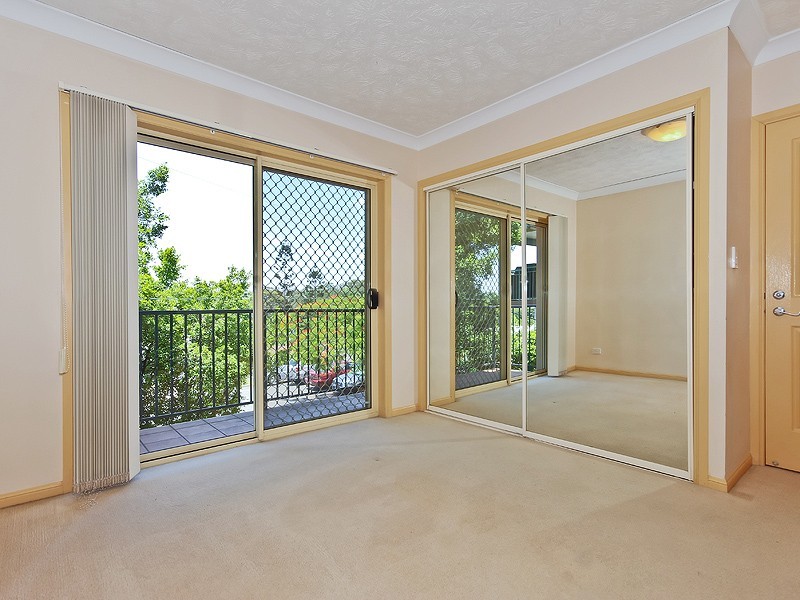2/31 Rainey Street, Chermside QLD 4032