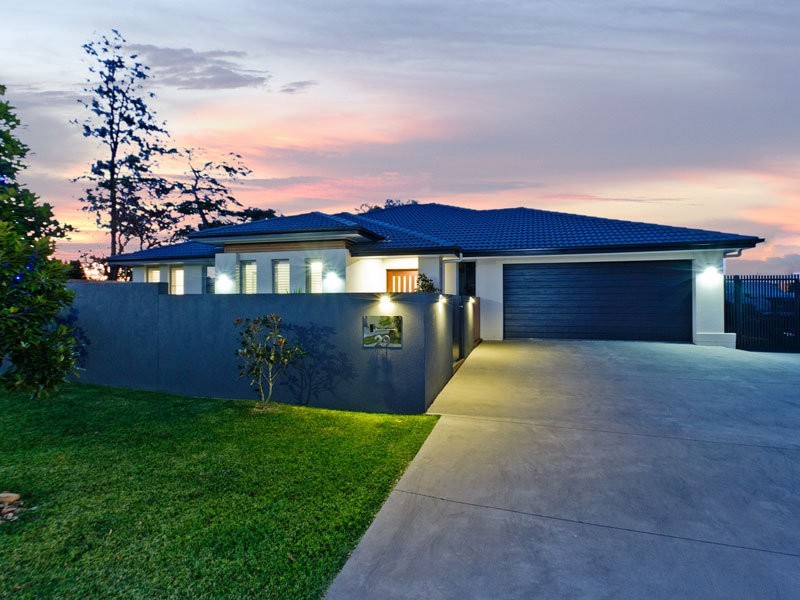 29 Seeana Crescent, Bridgeman Downs QLD 4035