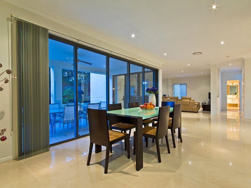 16 Azienda Place, Bridgeman Downs QLD 4035