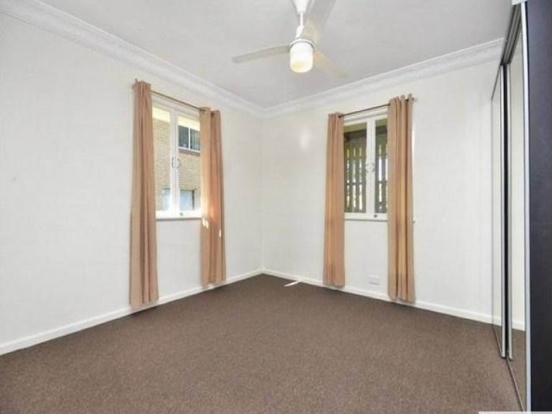 25 Hall Street, Chermside QLD 4032