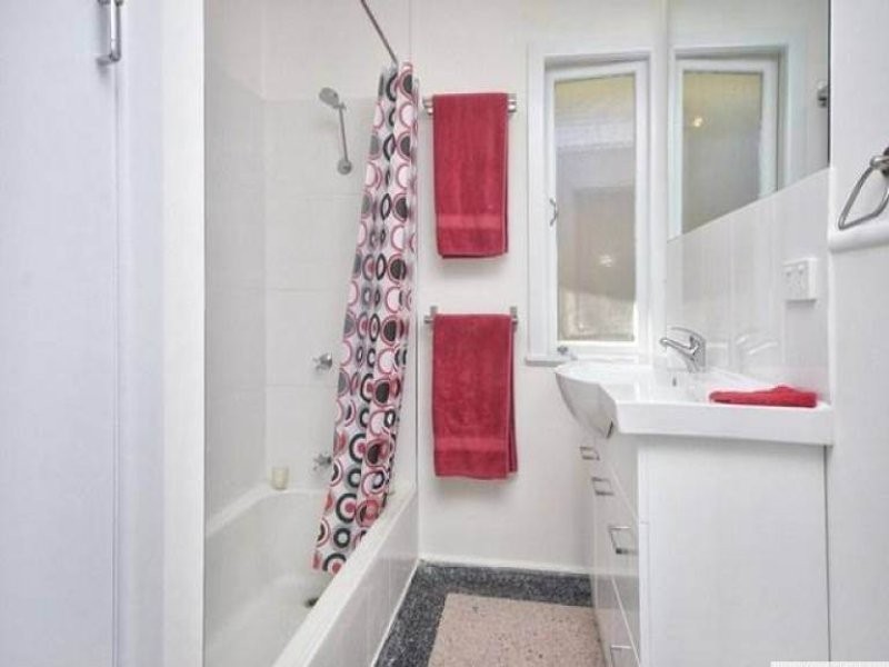 25 Hall Street, Chermside QLD 4032