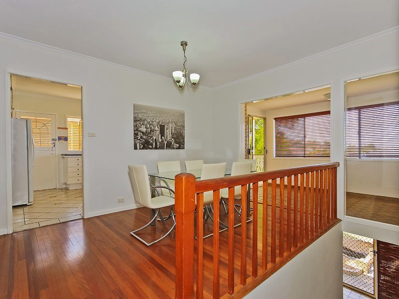 6 Leeside Street, Aspley QLD 4034