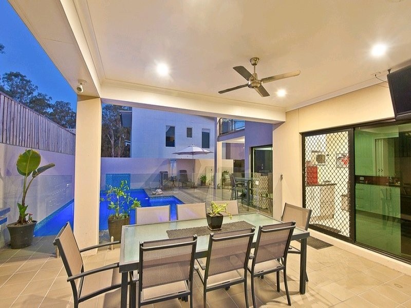 12 Silverbirch Place, Bridgeman Downs QLD 4035