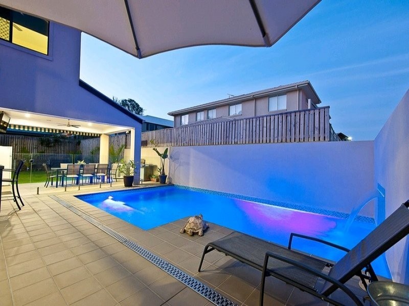 12 Silverbirch Place, Bridgeman Downs QLD 4035