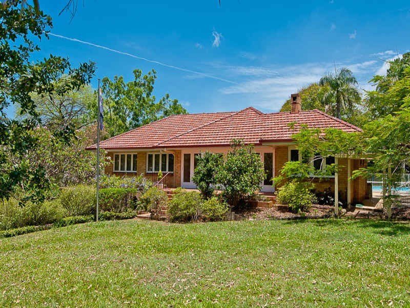 806 Beams Road, Bridgeman Downs QLD 4035