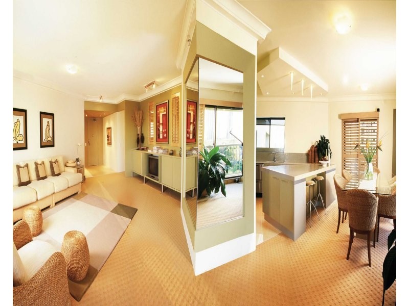 30/2 Admiralty Drive, Surfers Paradise QLD 4217