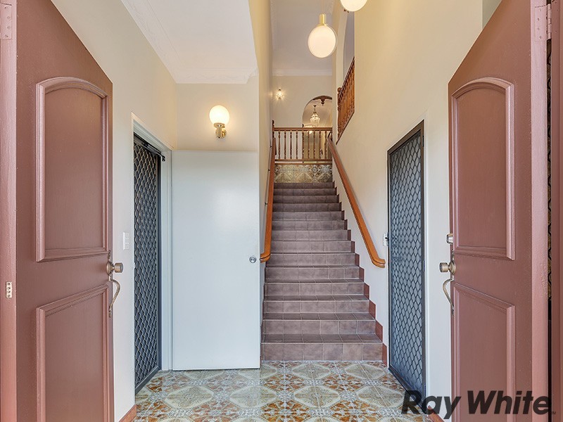 4 Gerry Street, Stafford Heights QLD 4053