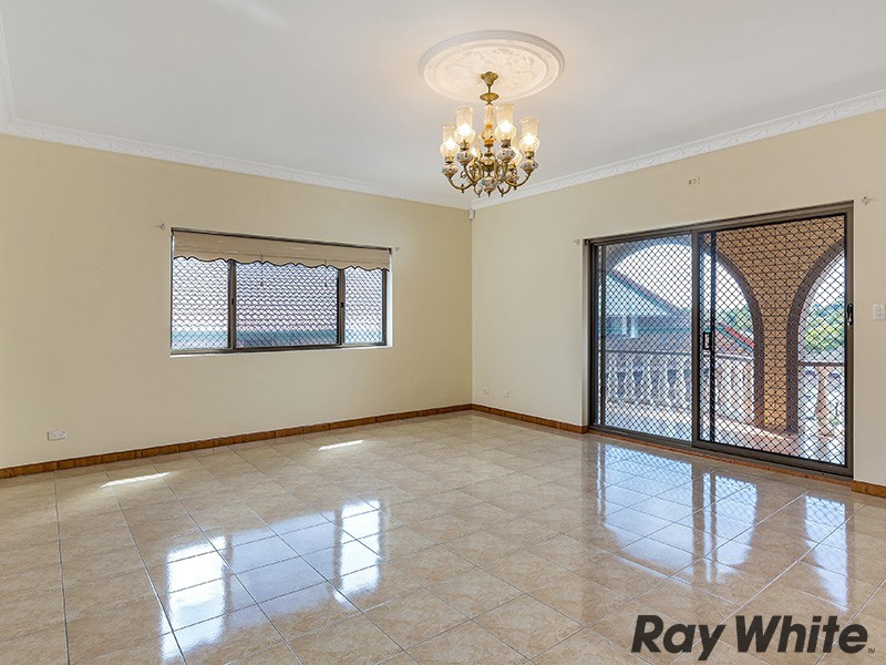 4 Gerry Street, Stafford Heights QLD 4053