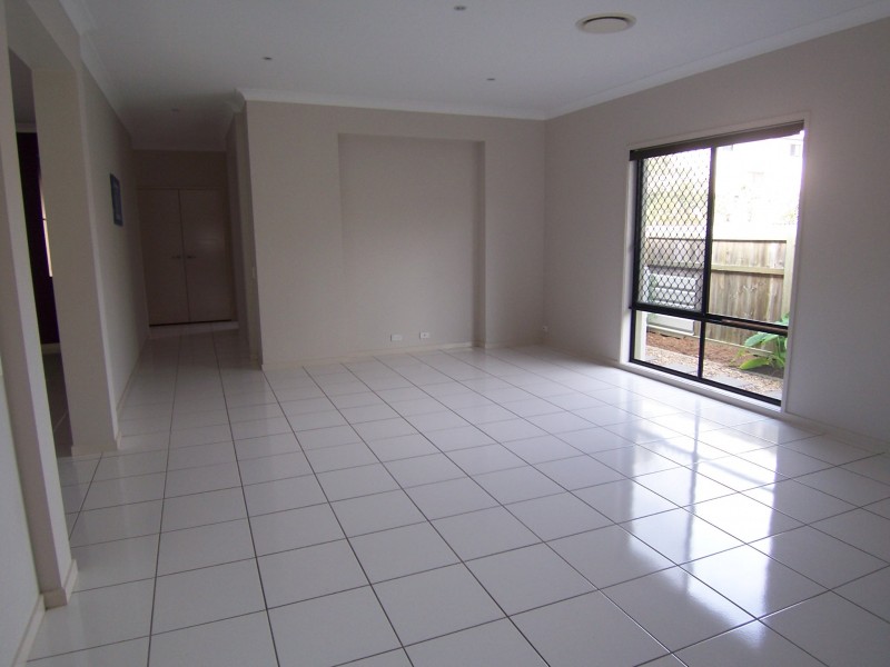 16 Crowcombe Place, Carseldine QLD 4034