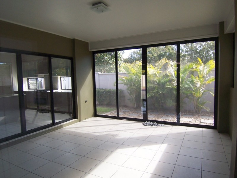 16 Crowcombe Place, Carseldine QLD 4034