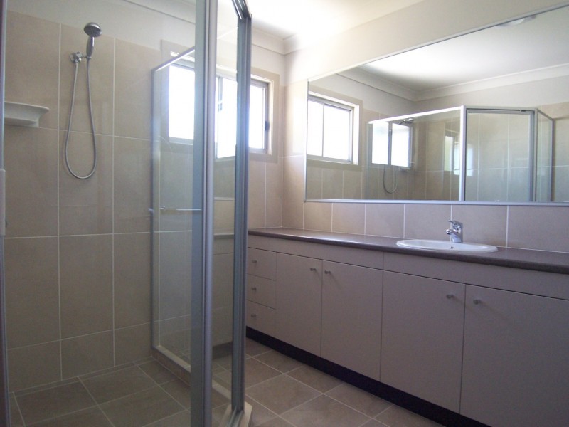 2/16 Victory Street, Zillmere QLD 4034